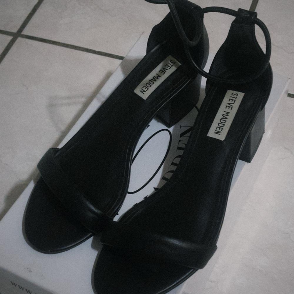 Steve Madden Black Heeled Sandals